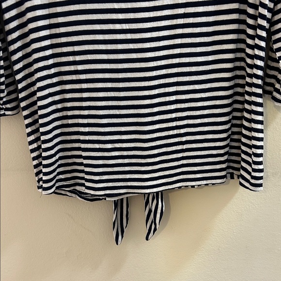 Lee Women's Black and White Striped Blouse - Picture 7 of 7